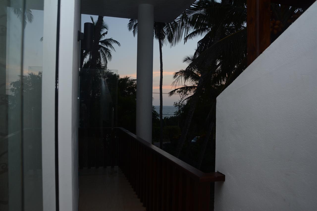 Sea View Tourist Inn Tangalle Exterior photo